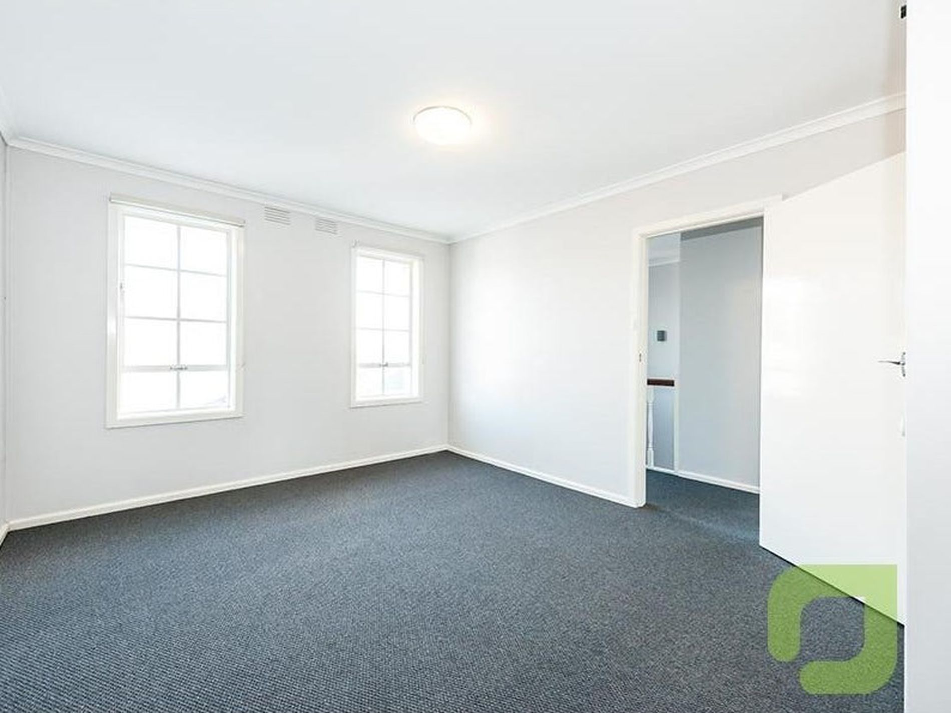 3 / 9-11 Romawi Street, Altona