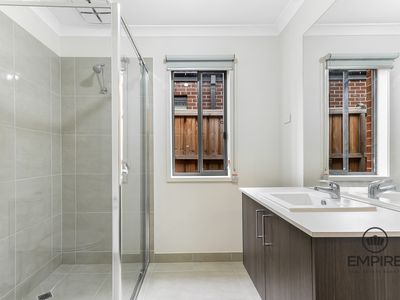 15 Roskopp Avenue, Clyde North