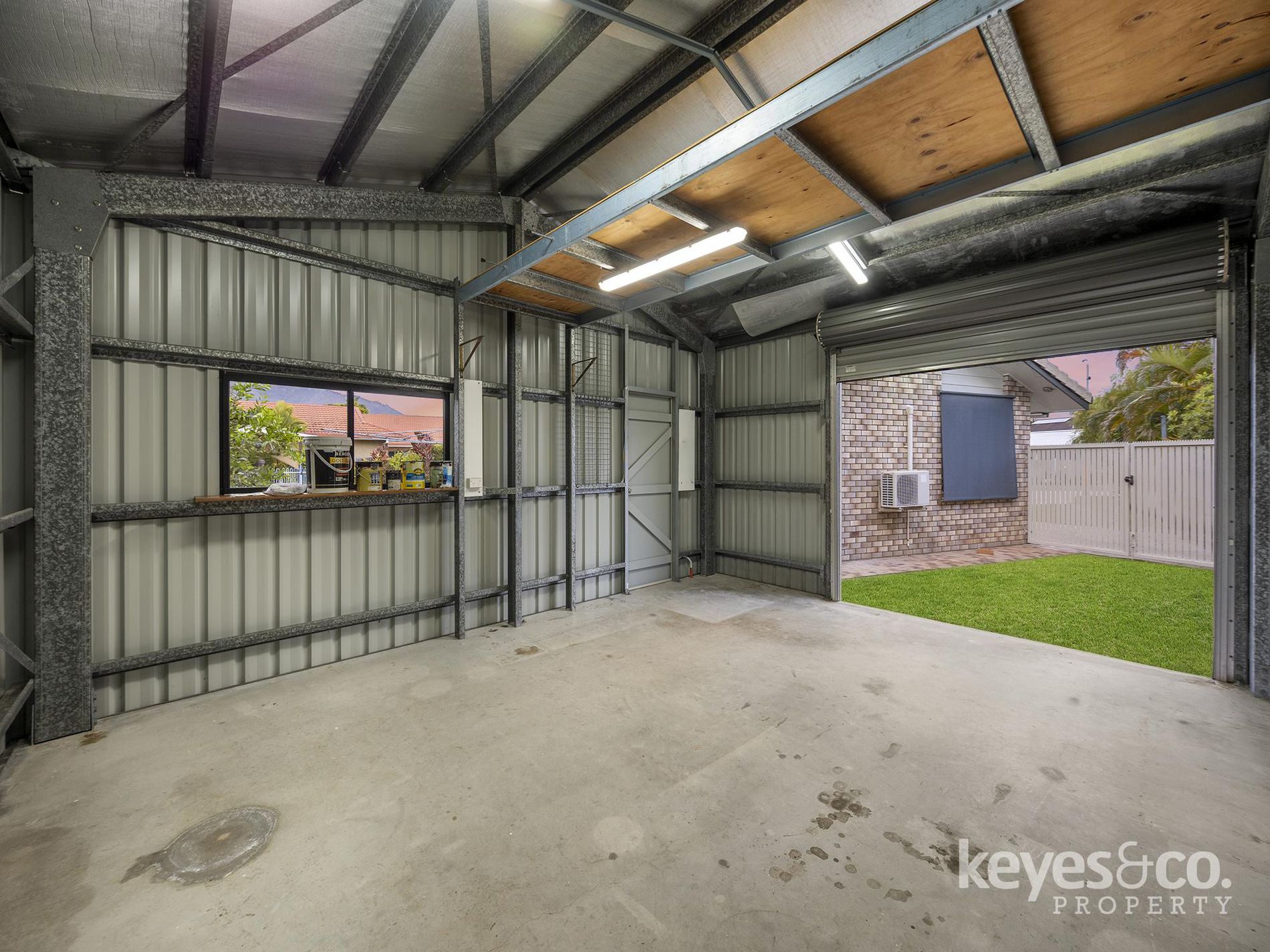 4 Hoya Court, Annandale