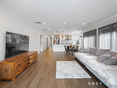 5 Nebula Court, Fraser Rise
