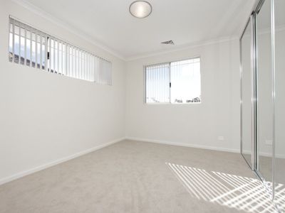 5 Grasstree Way, Churchlands