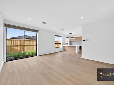 12 Beveridge Circuit, Armstrong Creek