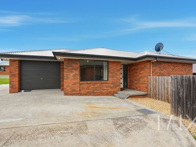 1 / 19 Joseph Link, Brighton