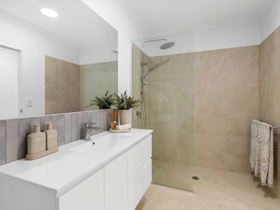 9 McLachlan Street, Manunda