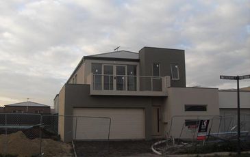 26 Edgeware Place, Pakenham