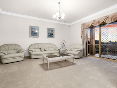 8 Rossiter Way, Winthrop