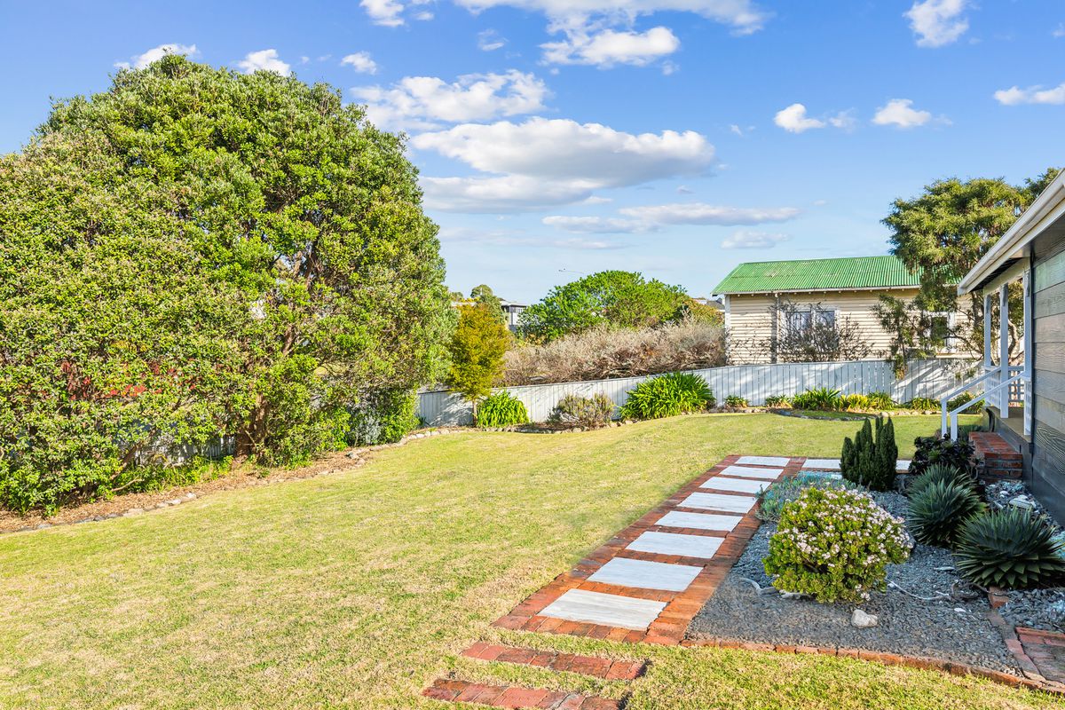 12 Hicks Crescent, Waikanae Beach