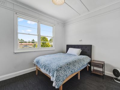 8 Foxlow Street, Captains Flat