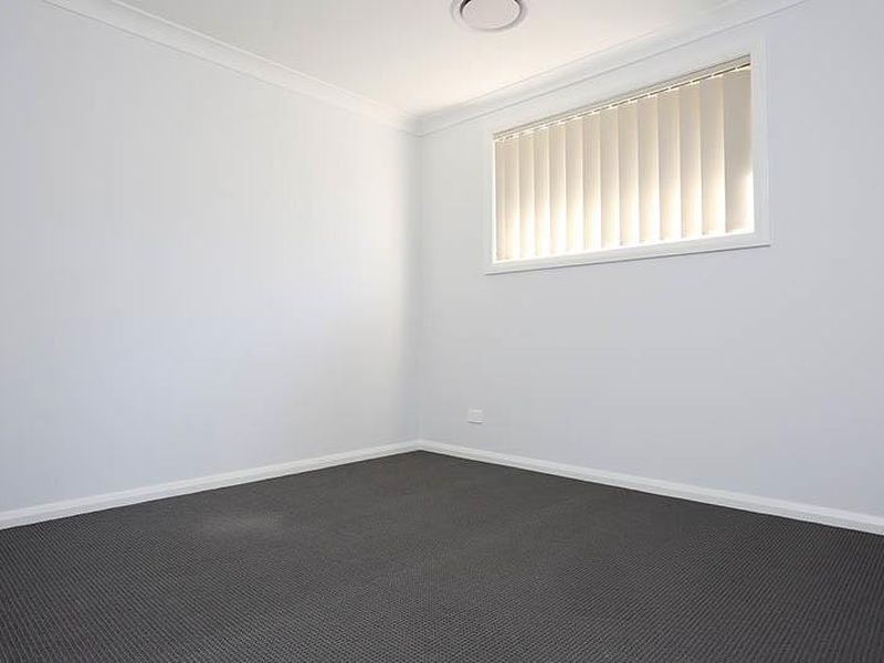 10 Spitzer Street, Gregory Hills