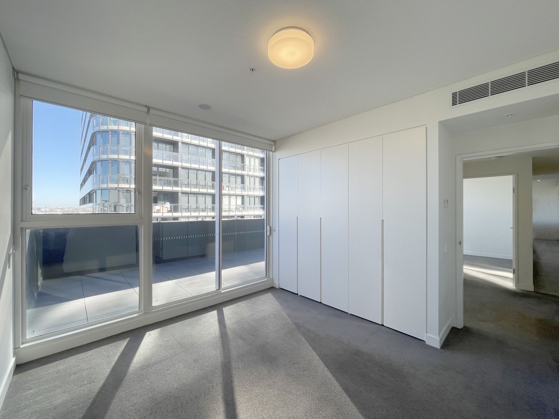 907 / 8 Ebsworth Street, Zetland