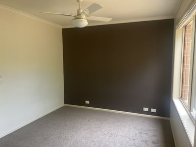 1 / 10 Rotherham Street, Belmont