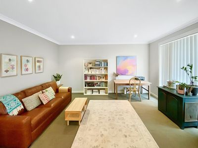 2 John Girdham Place, Forbes
