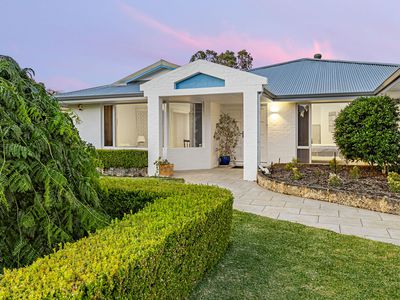 31 Simmonds Parade, Winthrop
