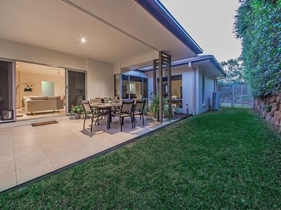 2 Lachlan Drive, Wakerley