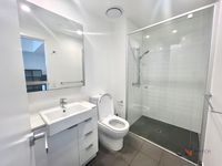 2202 / 10 Trinity Street, Fortitude Valley