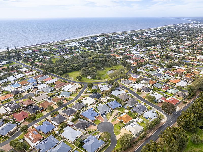 13 Pigeon Rise, Geographe