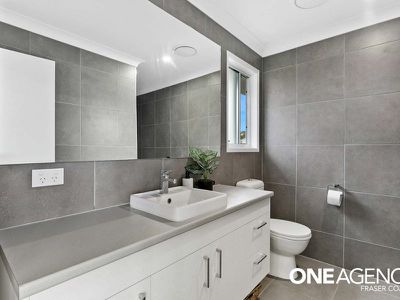 2 Lasiandra Court, Urraween