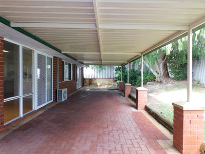 6 Abbotswood Drive, Landsdale