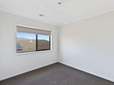 127 Bondi Parade, Point Cook
