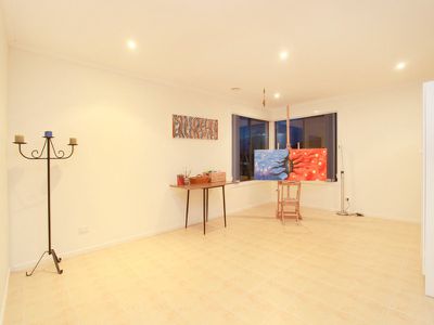 14 Lorikeet Drive, Berwick