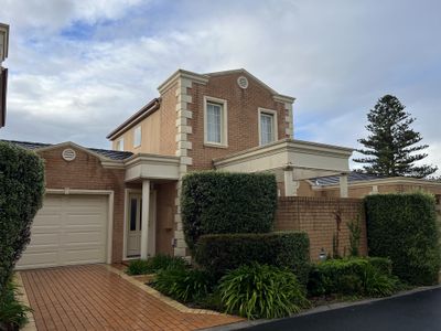 16 LOCH ARD PLACE, Warrnambool