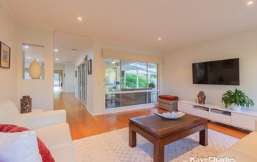 14 Valley Drive, Beaconsfield Upper