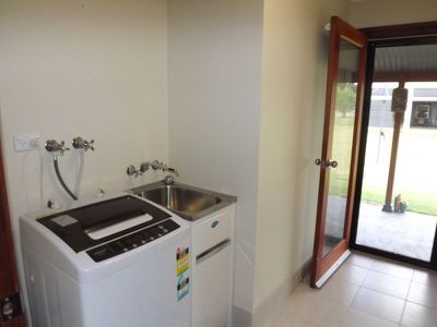 82 Forbes Street, Deepwater
