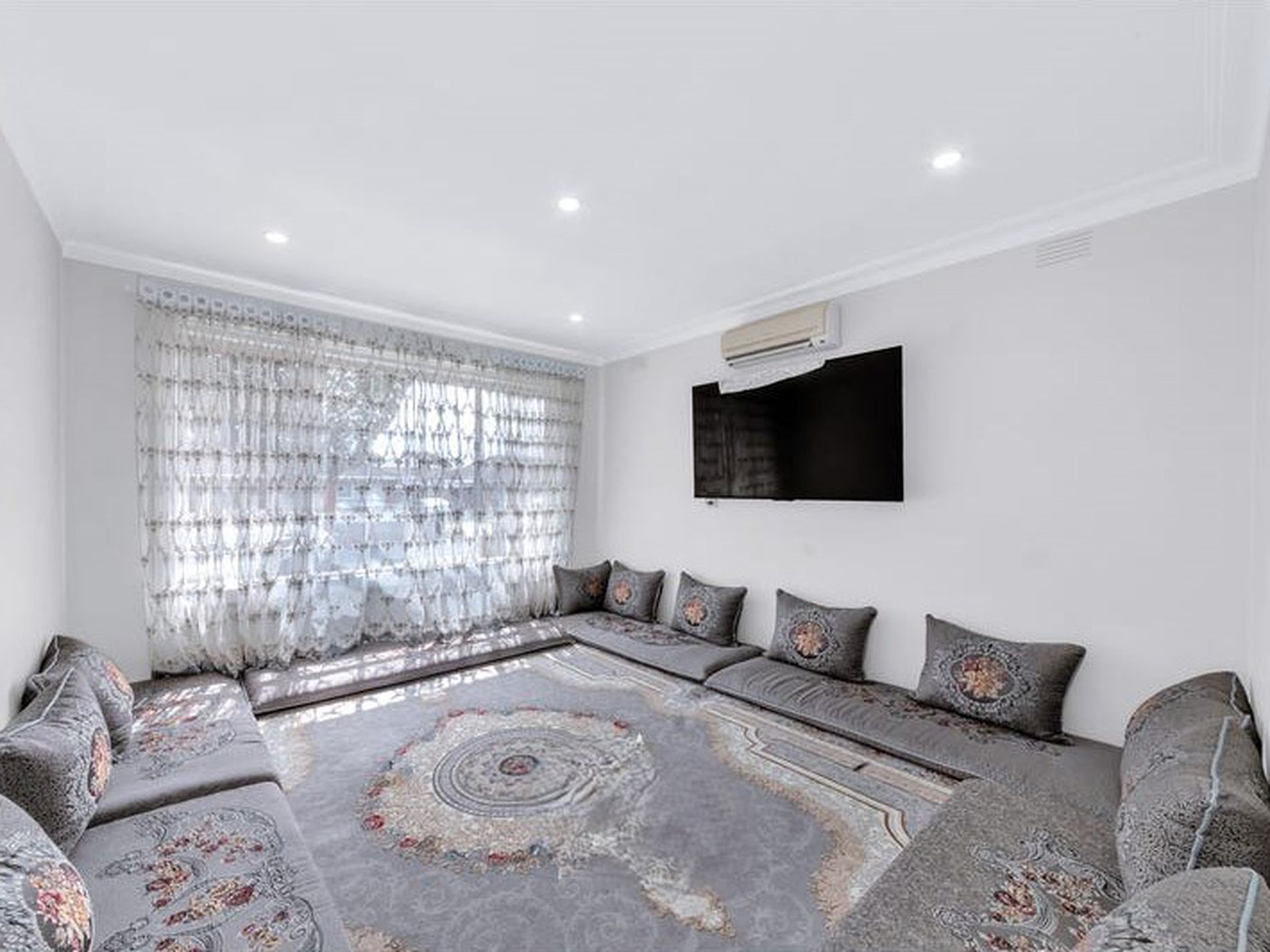 1 / 25 Edinborough Street, Hallam