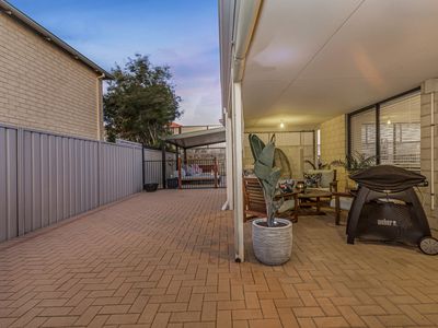 184 Lagoon Drive, Yanchep