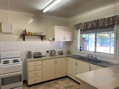 555 Margaret Avenue, Paraburdoo