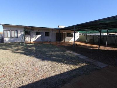 5 Dulverton Terrace, South Hedland