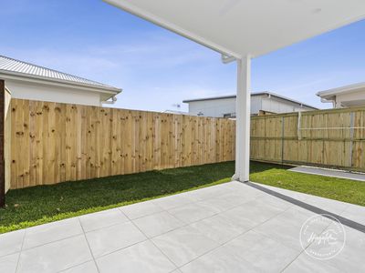 121 Attenborough Drive, Banya