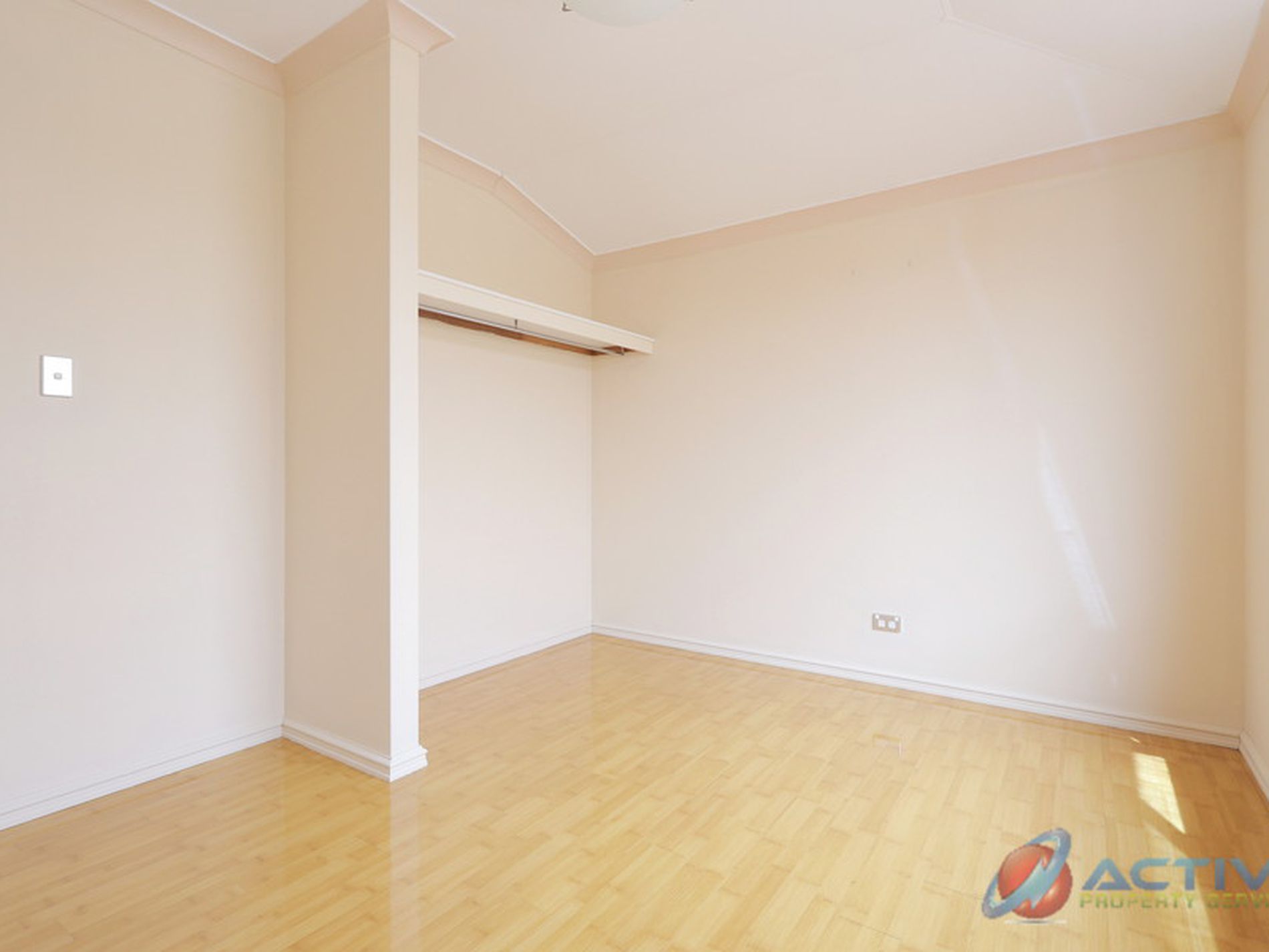 174 Peelwood Parade, Halls Head