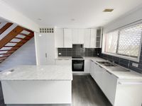 unit 23 / 111 Barbaralla Drive, Springwood