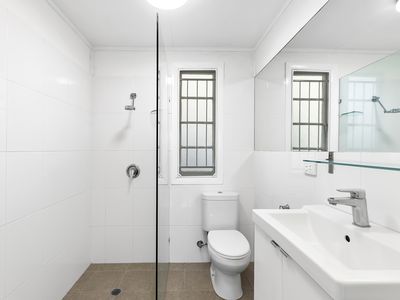 58 Gladstone Street, Indooroopilly