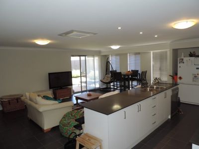 15 Prendergast Turn, Baldivis