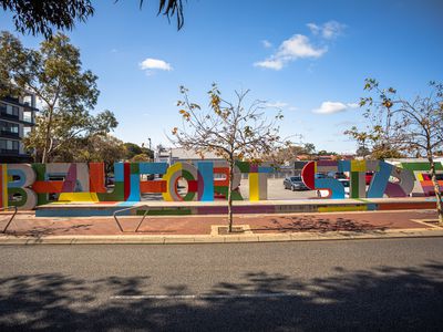 6 / 374 Stirling Street, Highgate