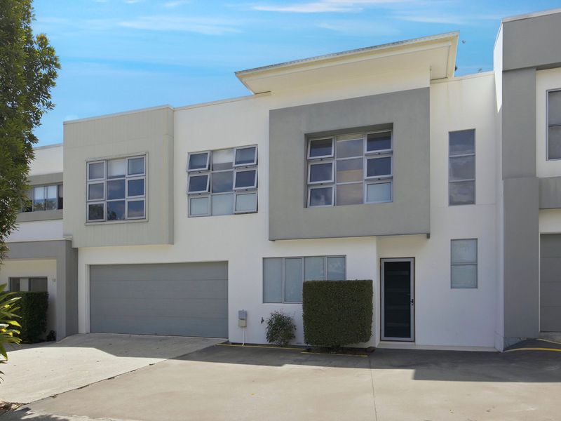 17 / 20 Careel Close, Helensvale