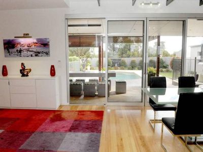 14 Velthuis Drive, Horsham