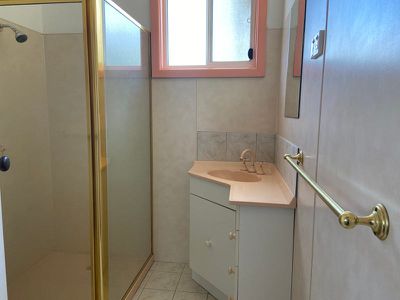 16 Griffen Street, Hamlyn Heights