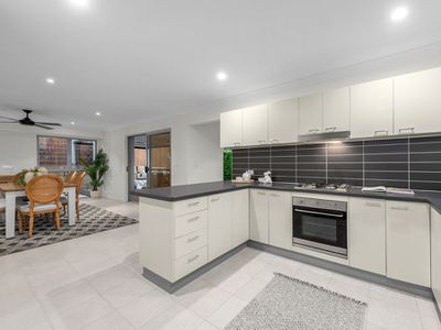 20 Lachlan Drive, Wakerley