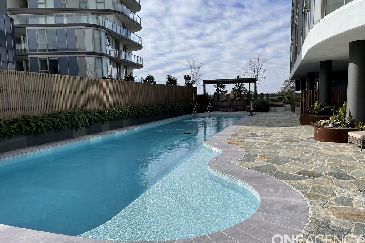 1601 / 8 Chambers Court, Epping