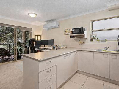 4 / 12 McGregor Avenue, Lutwyche