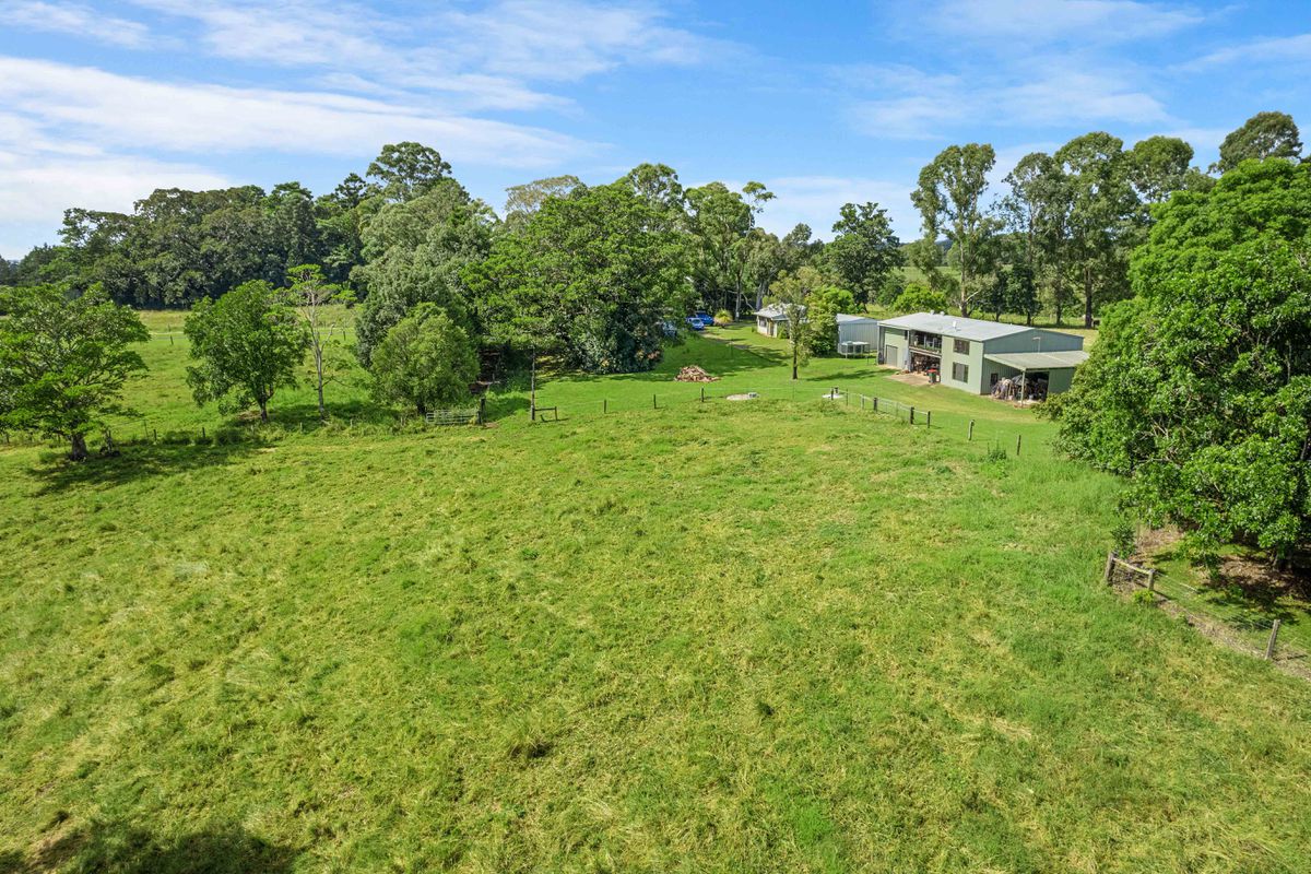 15 Satinwood Drive, Mcleans Ridges