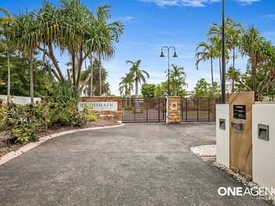 121 / 230 Pulgul Street, Urangan