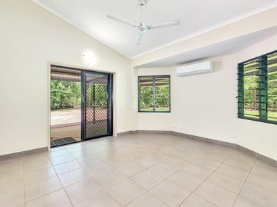 280 Beddington Road, Herbert