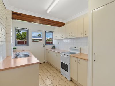 1 / 22 Beverley Avenue, Rochedale South
