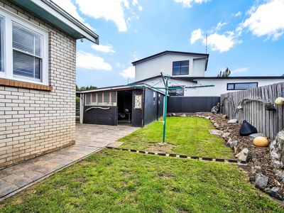 12 Helenwood Grove, Newnham