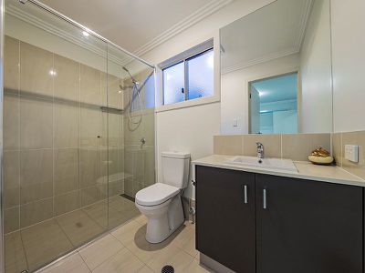 69 Feathertail Place, Wakerley