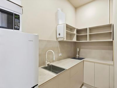 6 & 8 / 92 Railway Street South, Altona